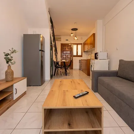 Thalia's Seaview Daire Nea Skioni