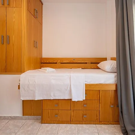 Thalia's Seaview Nea Skioni